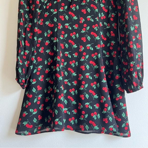 Reformation Ferris Dress in Cherry Pie - Picture 7 of 16